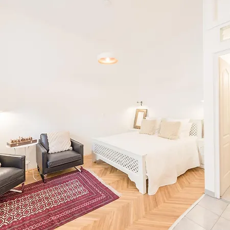 Apartment Rose Trees Budapest